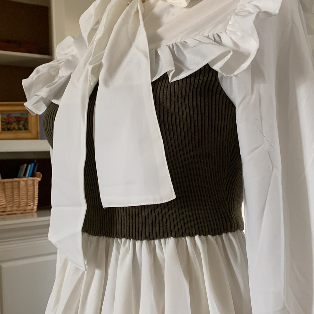 White Ruffled Dress with Bow Detail - Picture 3 of 7